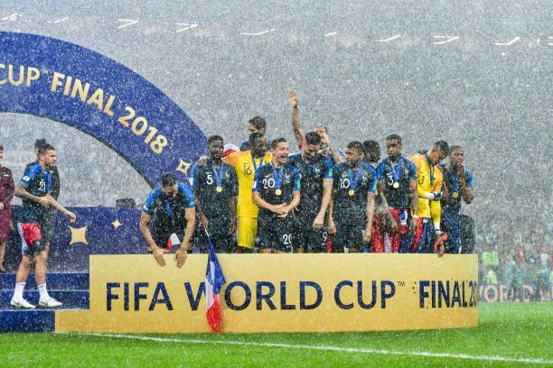 卡等数名优 卡等数名优